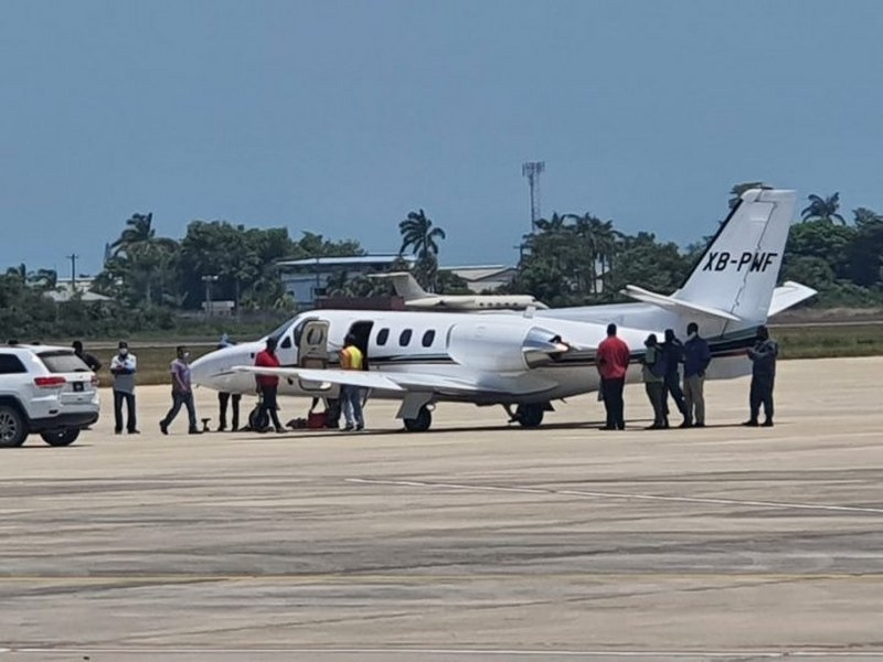 Jet Cessna Citation 501 abandonado en el aeropuerto internacional de Belice