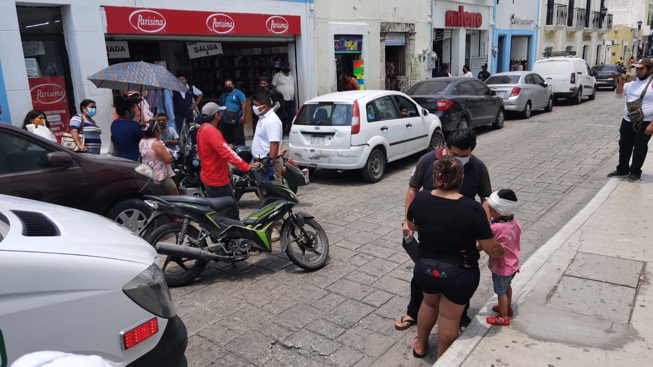 El pequeño resultó con una herida en la cabeza