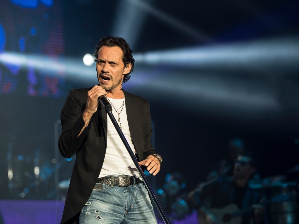 Marc Anthony se compromete a devolver las entradas a sus fanáticos