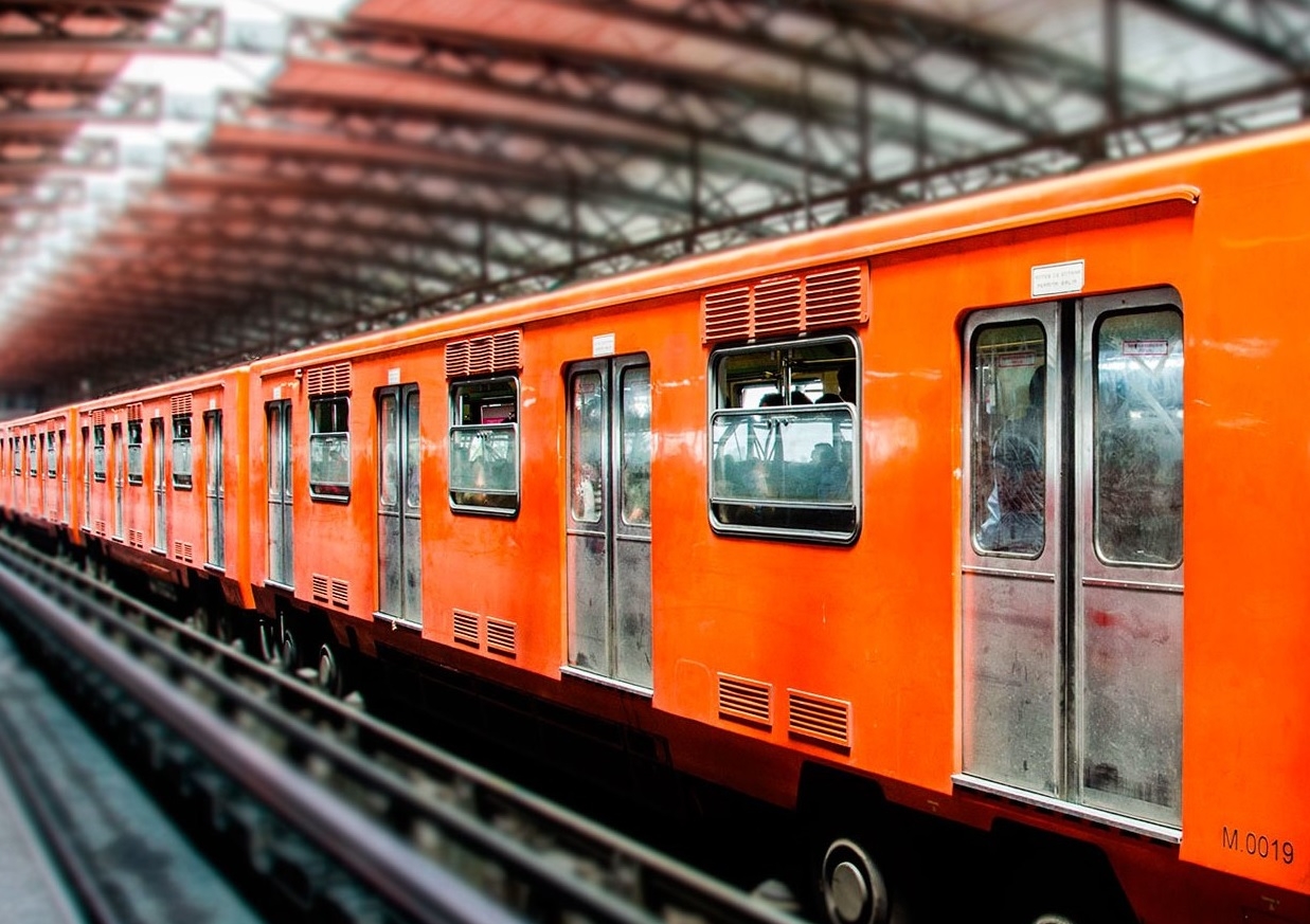 Niño de cinco años cae a las vías del Metro en CDMX tras sufrir ataque epiléptico