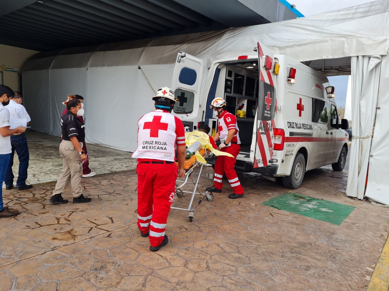 El herido fue trasladado al Hospital General debido a la herida de bala