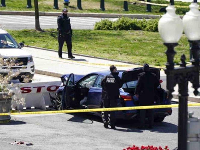 Muere sospechoso de lanzar auto contra policías del Capitolio