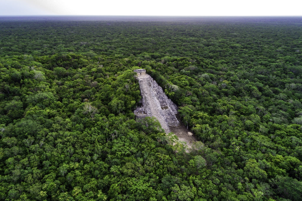 Pirámide de Nohoch Mul, la construcción más alta de la cultura maya