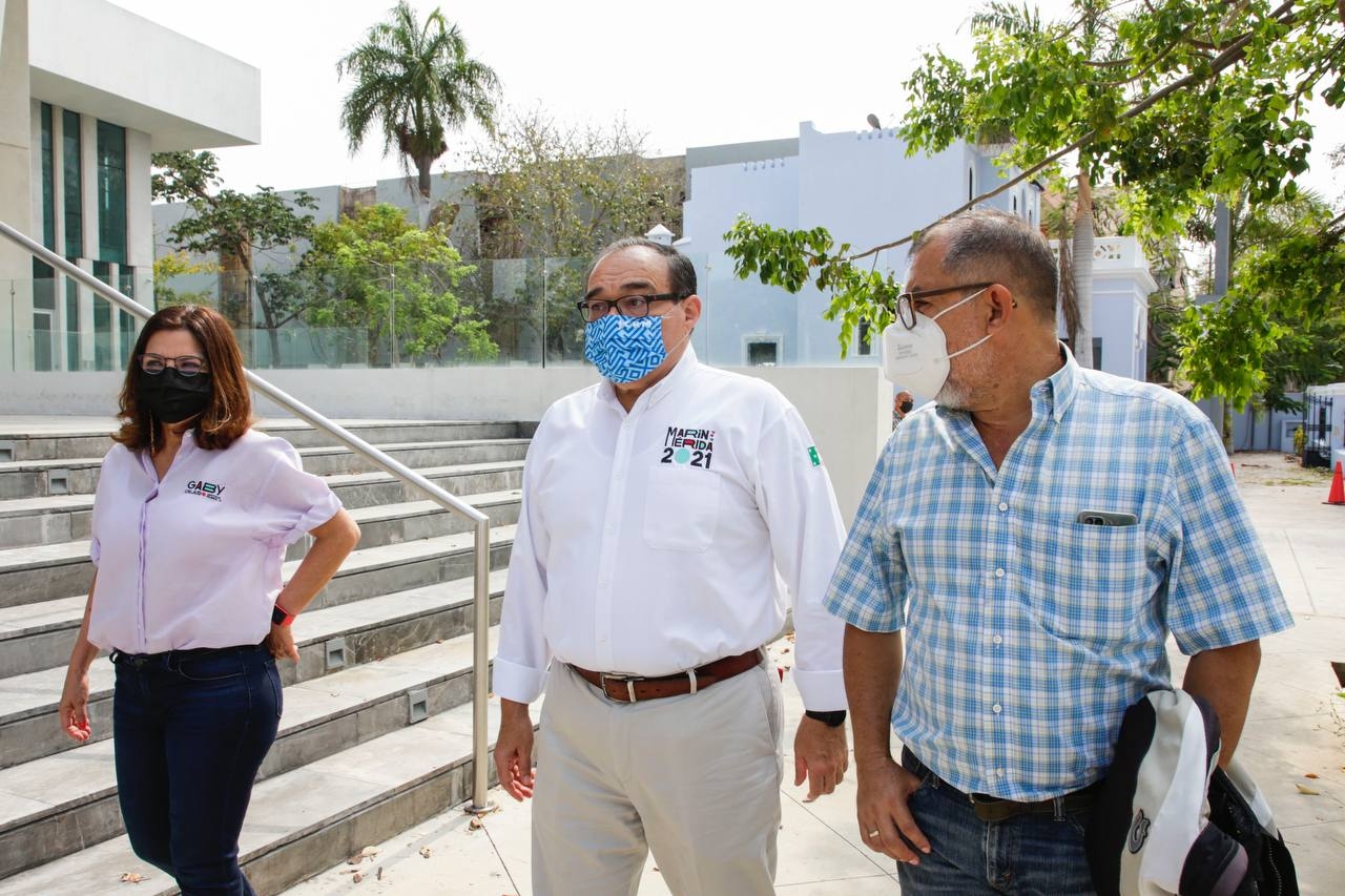 Ramírez Marín realizó un recorrido por la explanada del Centro Internacional de Congresos