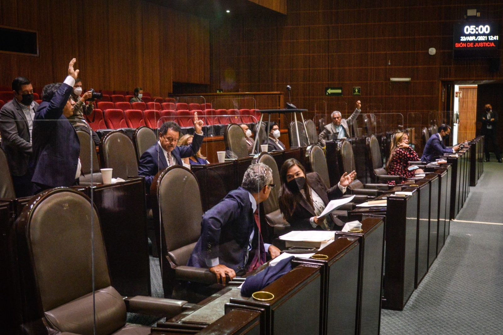 Diputados aprueban en comisión ampliación de Arturo Zaldívar al frente de la SCJN