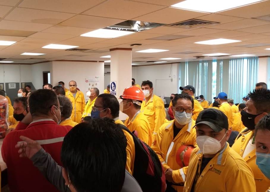 Trabajadores petroleros denuncian desabasto de medicamentos en Ciudad del Carmen