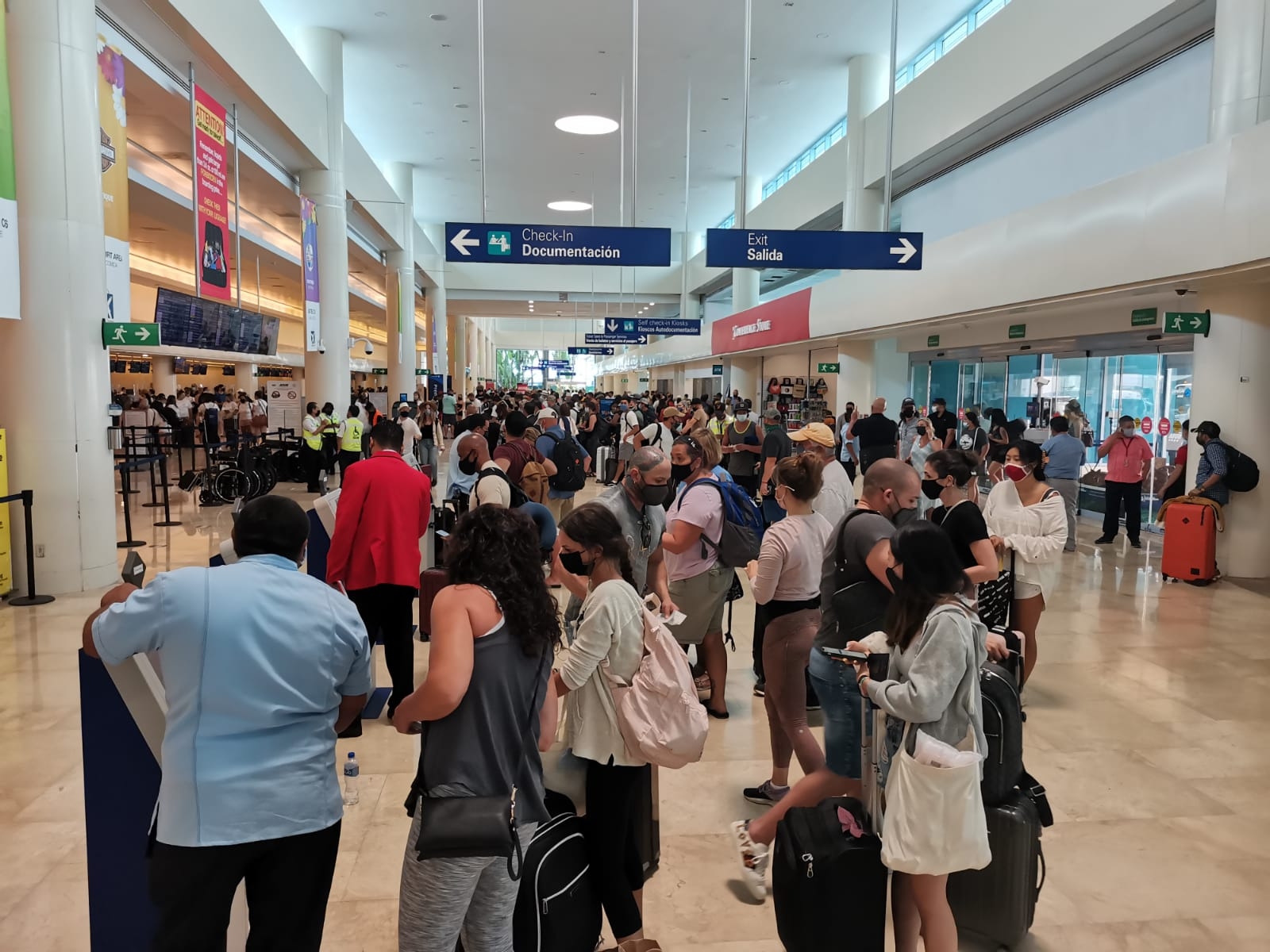 Aeropuerto Internacional de Cancún registra más de 300 operaciones este lunes