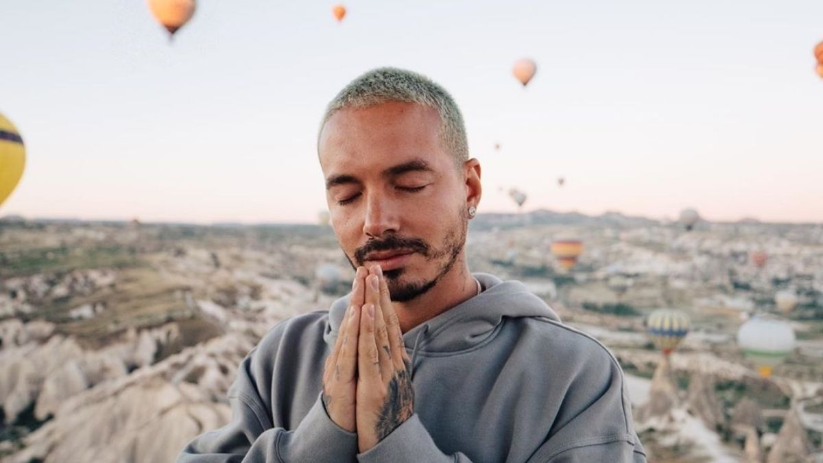 J Balvin propone colaboración a BTS