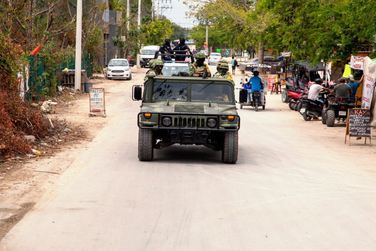 Los militares vigilan las calles de Tulum