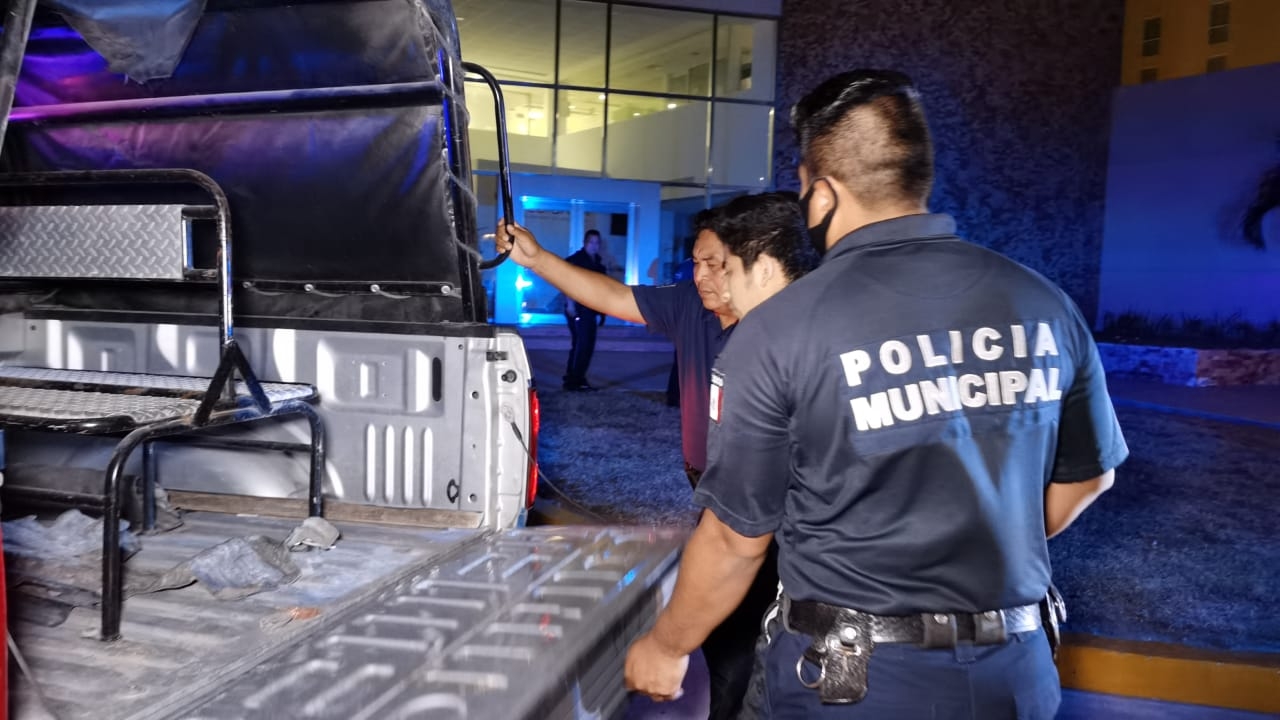 Detienen a joven cuando intentaba robar en un restaurante de Ciudad del Carmen