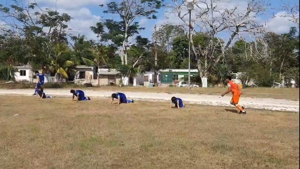 Inaugurarán escuela de futbol del 'Pachuca' en Kantunilkín, Quintana Roo