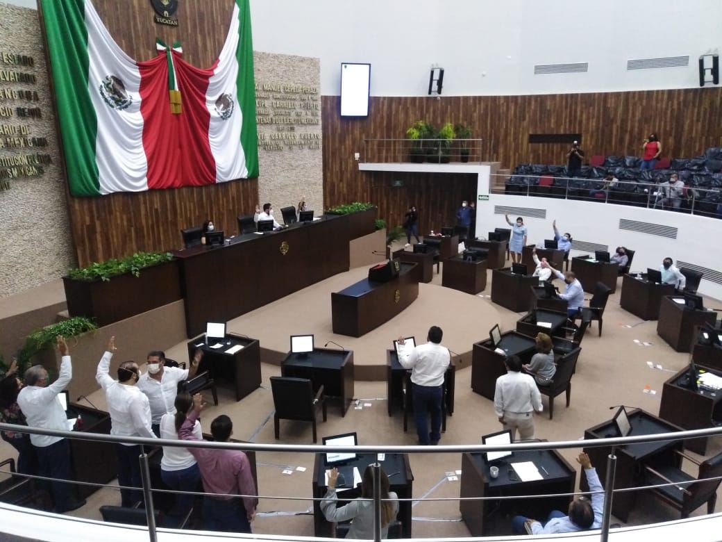 Suspenden en Congreso dictamen sobre reemplacamiento en Mérida