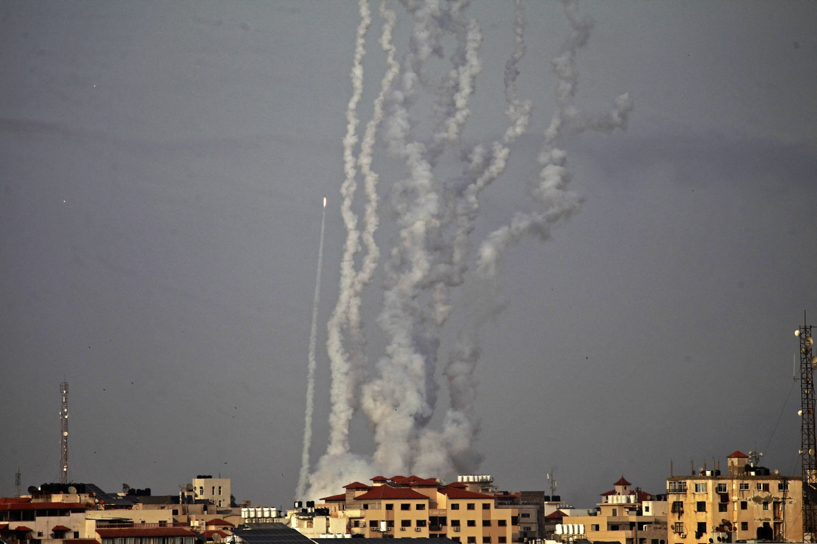 Israel inicia el año bombardeando la Franja de Gaza