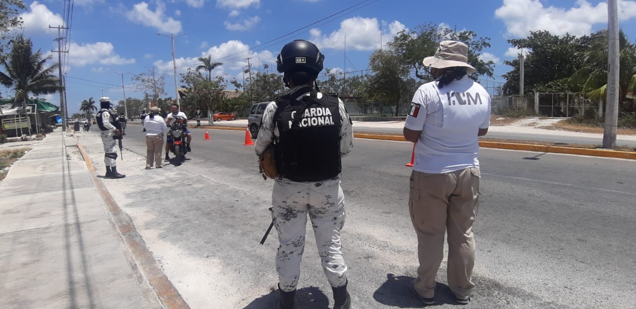 Instalan operativo de verificación de documentos a extranjeros en Cozumel