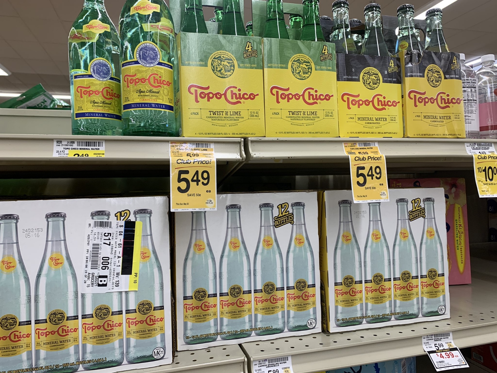 Agua Topo Chico en un supermercado de Arizona