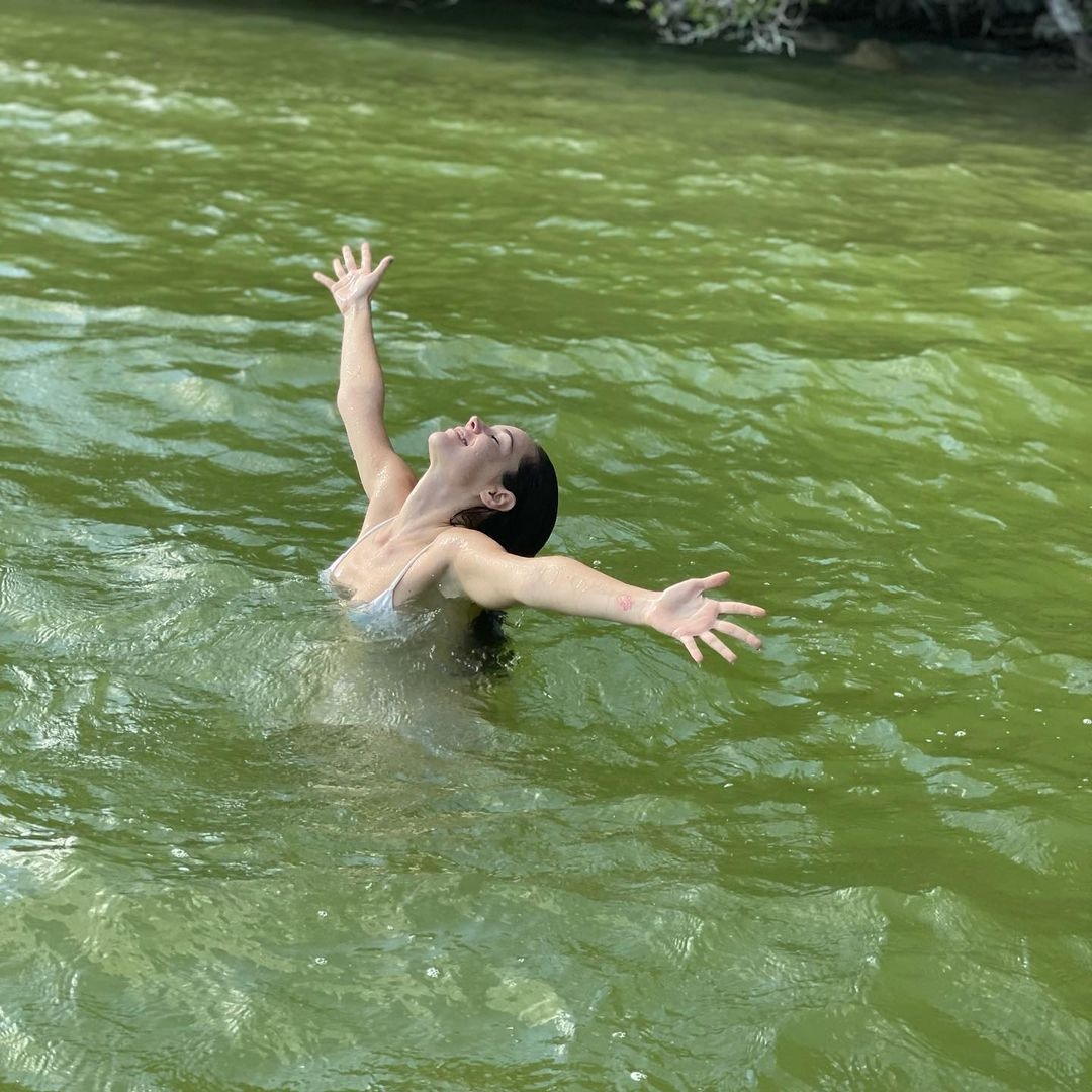 Camila Sodi presume divertido momento en su visita a Bacalar: VIDEO