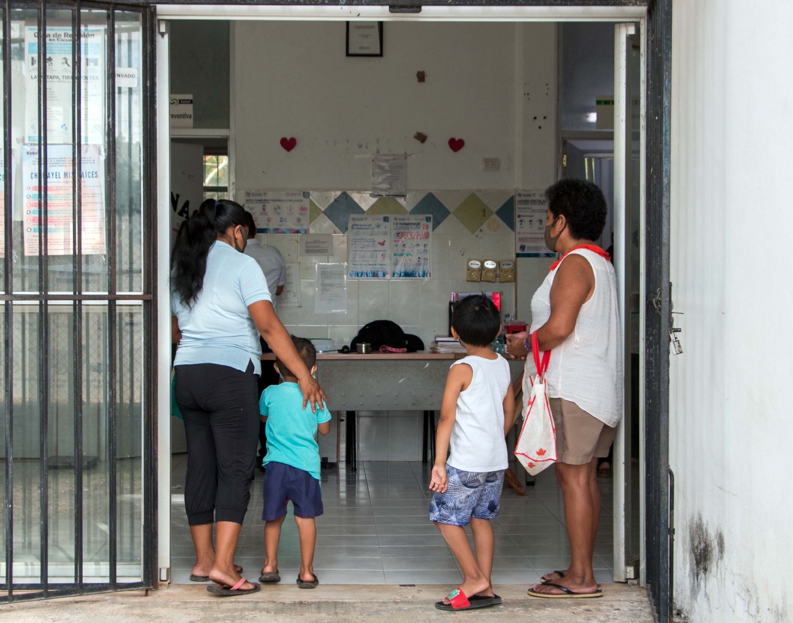 Concluye vacunación contra el sarampión y rubéola en Chumayel, Yucatán