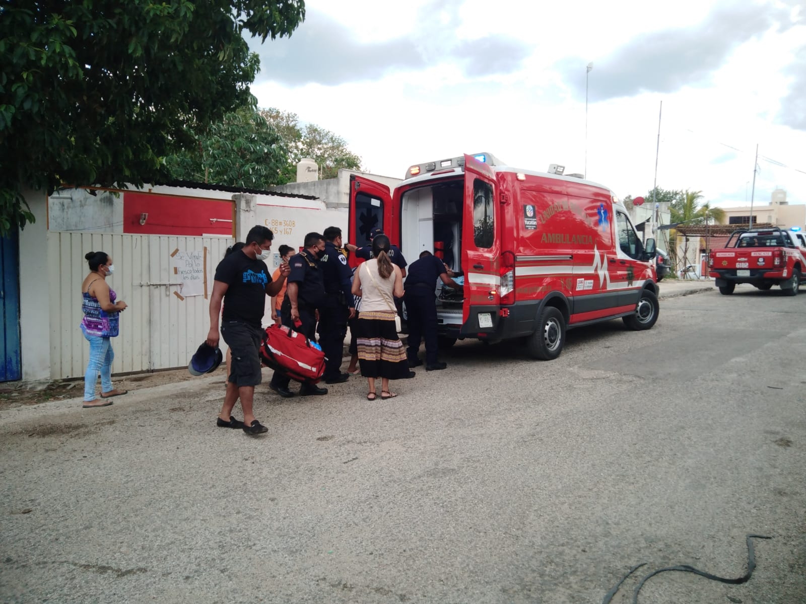 Explota una lavadora y hiere a un hombre en el sur de Mérida