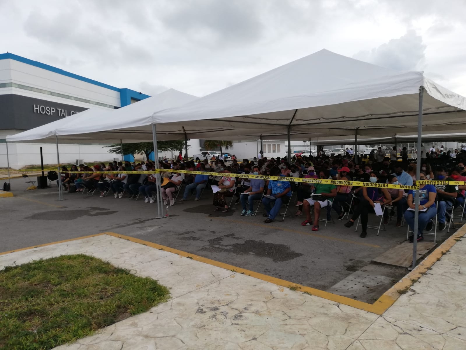 Inicia la vacunación de maestros en el Hospital General de Cancún