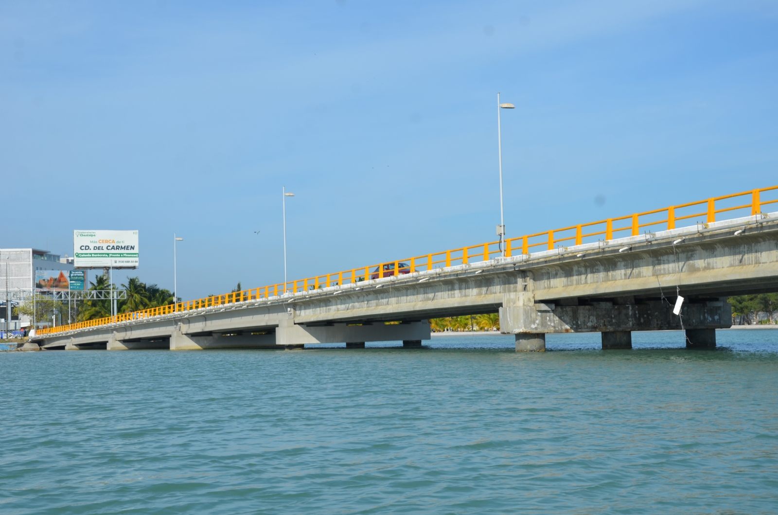 Puente Zacatal de Ciudad del Carmen sin mantenimiento pese a ingresos millonarios