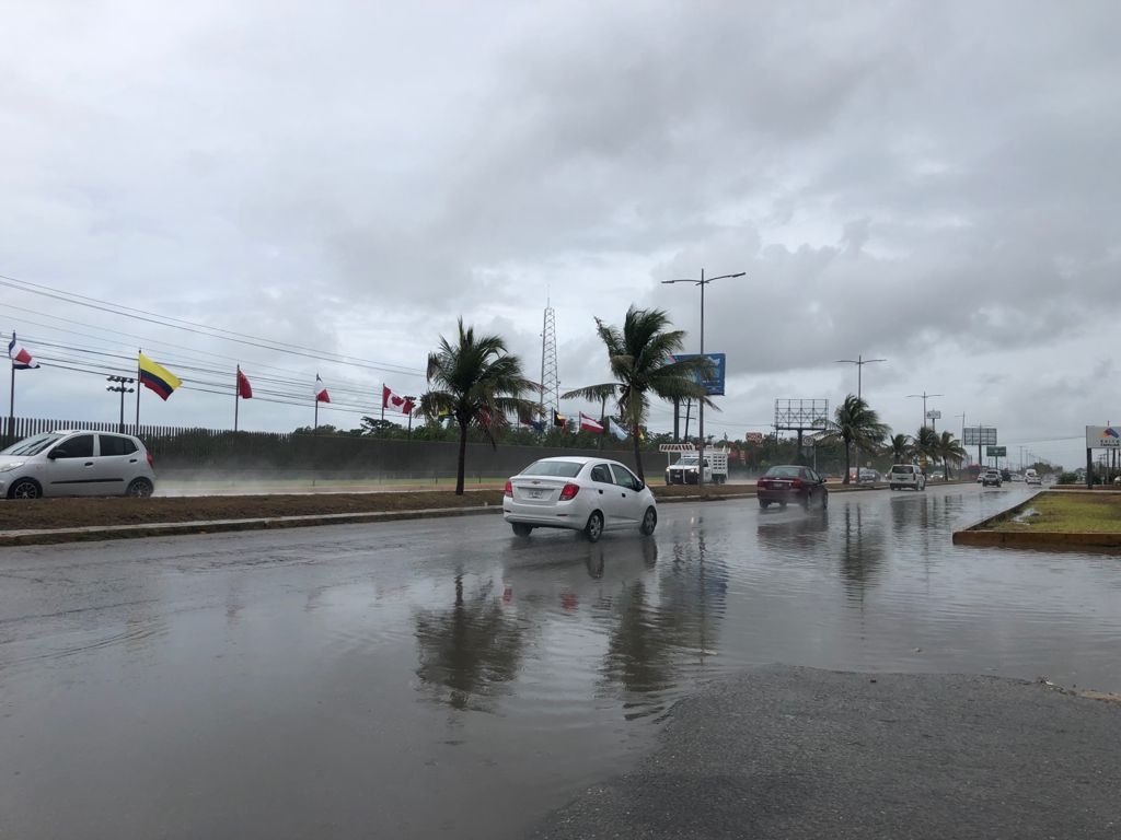 Prevén lluvias eléctricas en Quintana Roo por la Onda Tropical 'Doce'