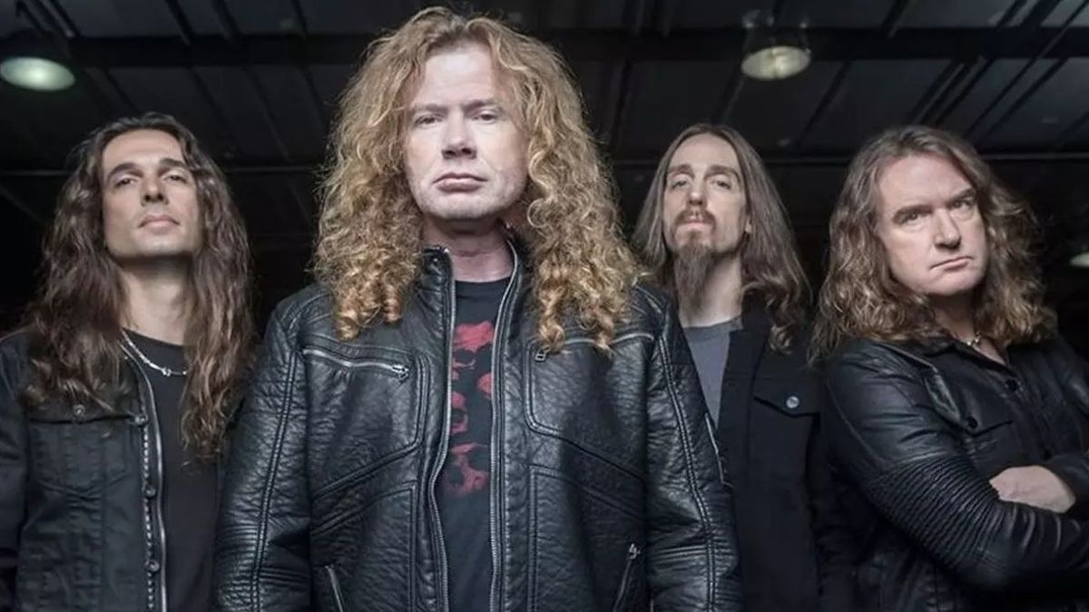 Expulsan a integrante de Megadeth tras acusaciones de pedofilia