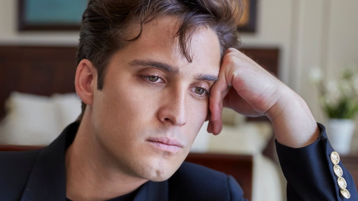 Diego Boneta como Luis Miguel