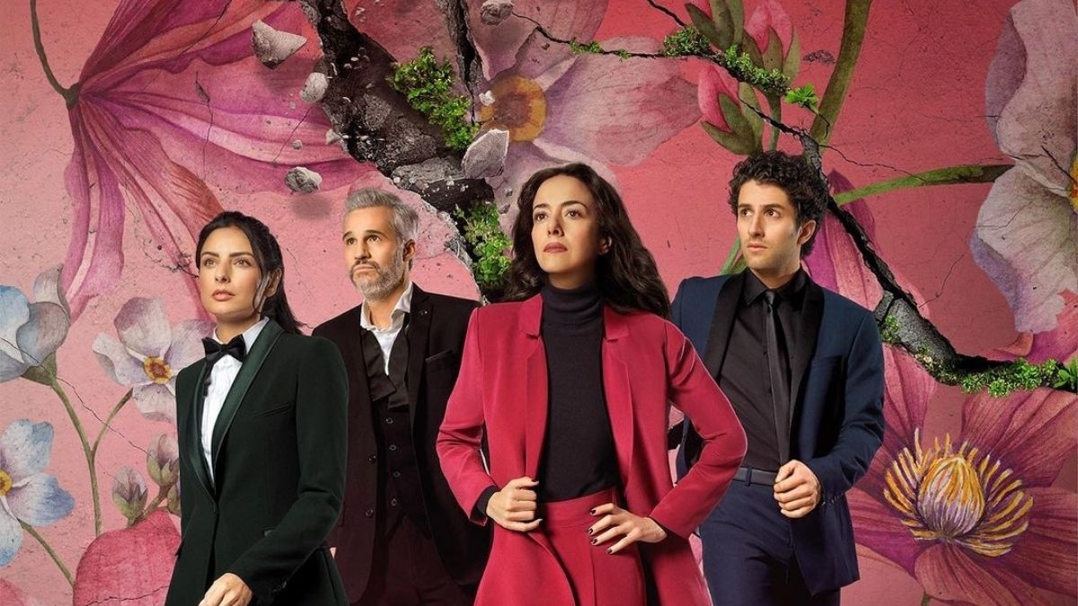 Aislinn Derbez, Juan Pablo Medina, Cecilia Suárez y Dario Yazbek