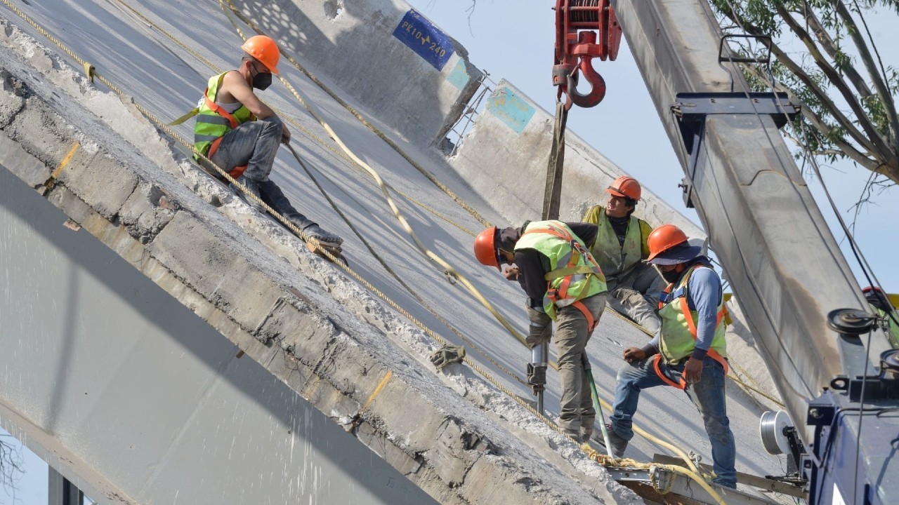 Resultan lesionados tres trabajadores en Zona Cero de la Línea 12 del Metro de la CDMX