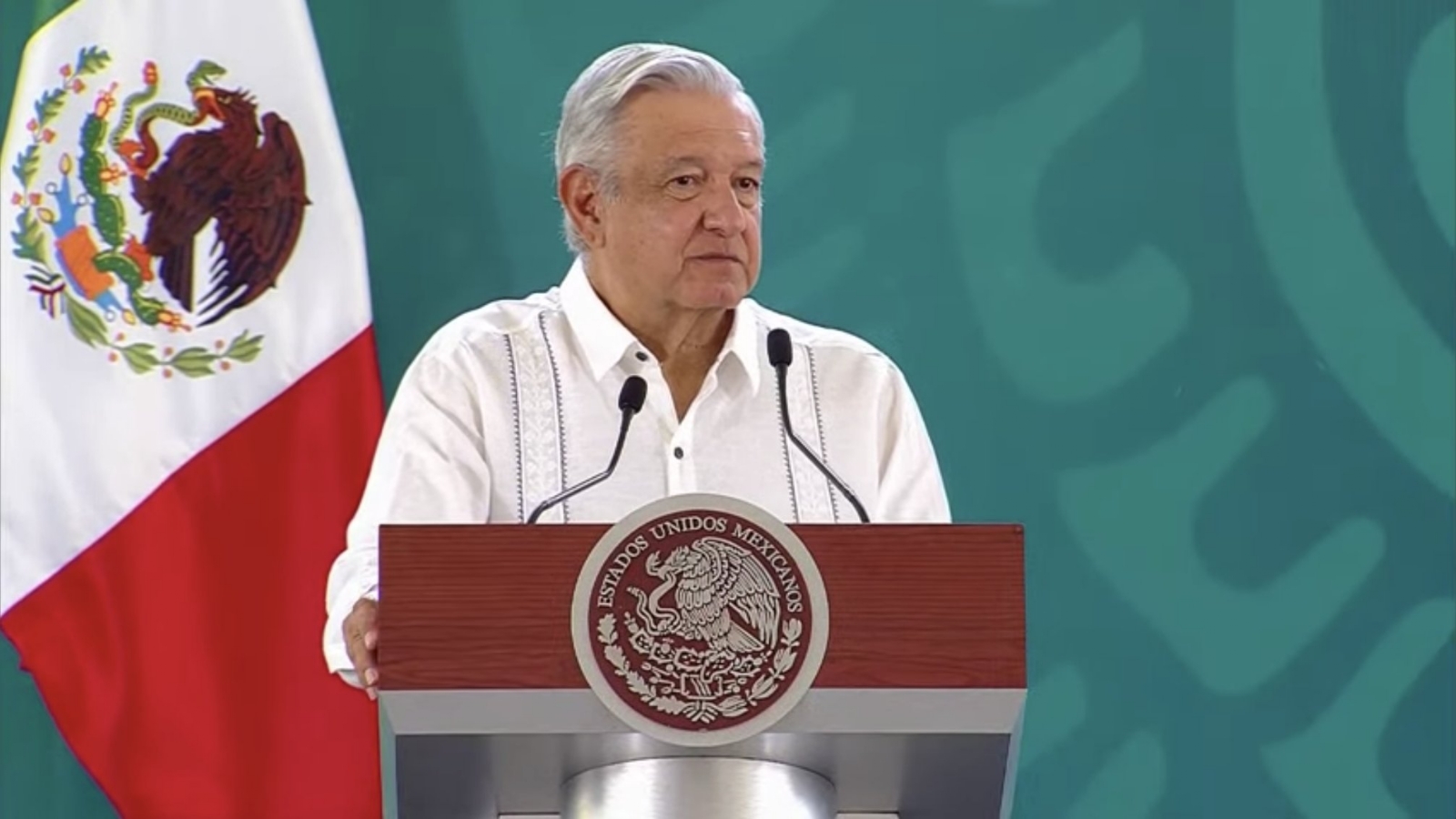 Cabeza de Vaca ya no tiene fuero constitucional: AMLO