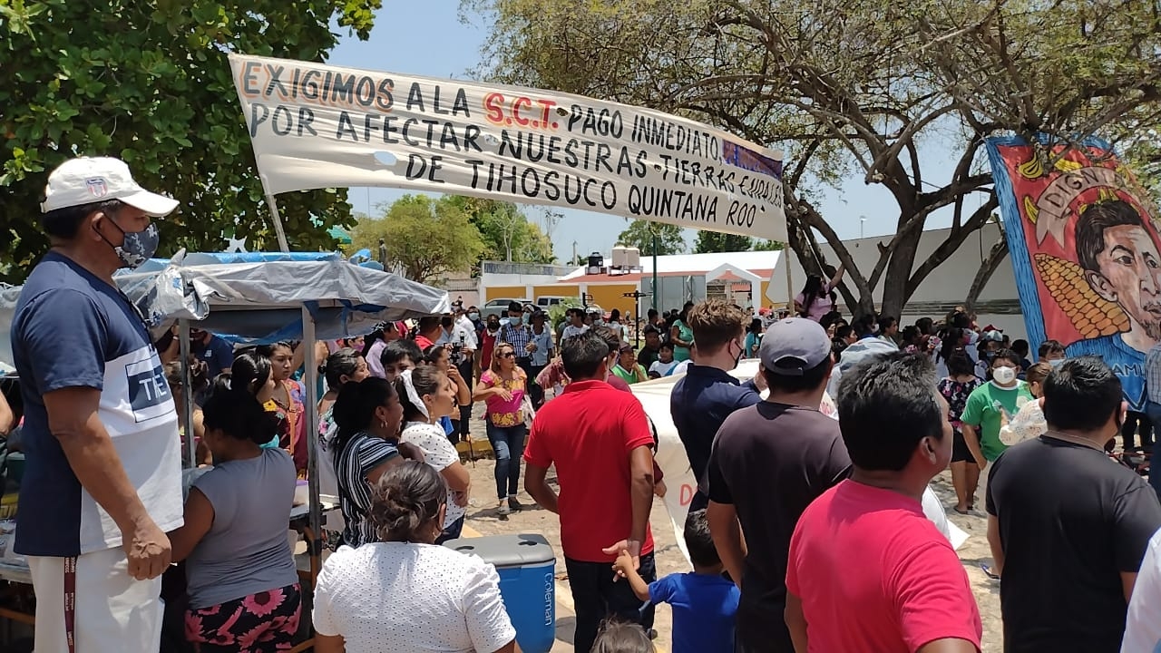 Así esperan al presidente en Tihosuco