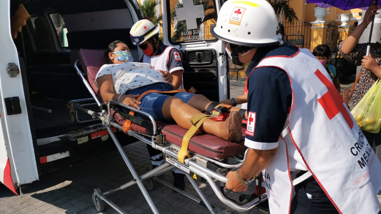 Mujer embarazada sufre fractura tras caída en Ciudad del Carmen