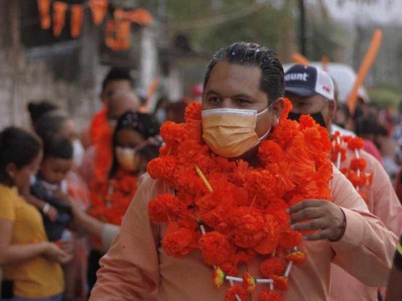 Interrumpen a balazos un acto de campaña en Cocula, Guerrero