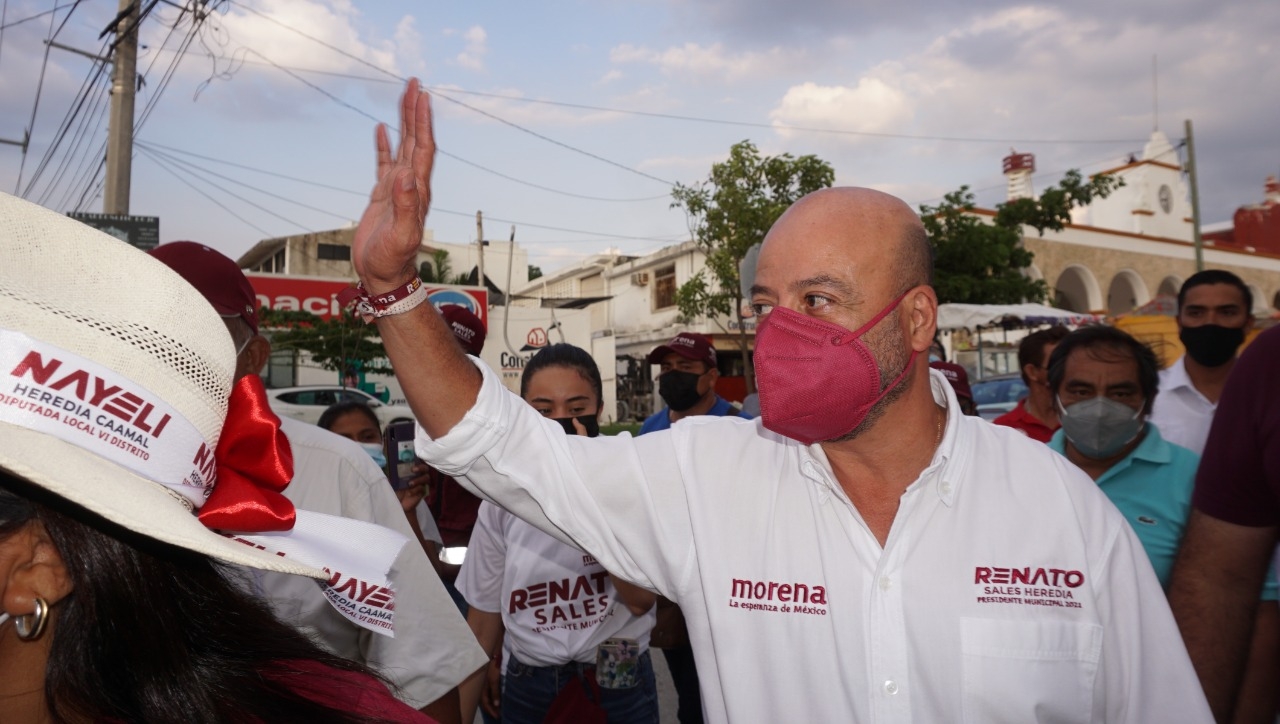 Renato Sales Heredia cierra campaña e insta a los habitantes da no aceptar el dinero por su credencial de elector.