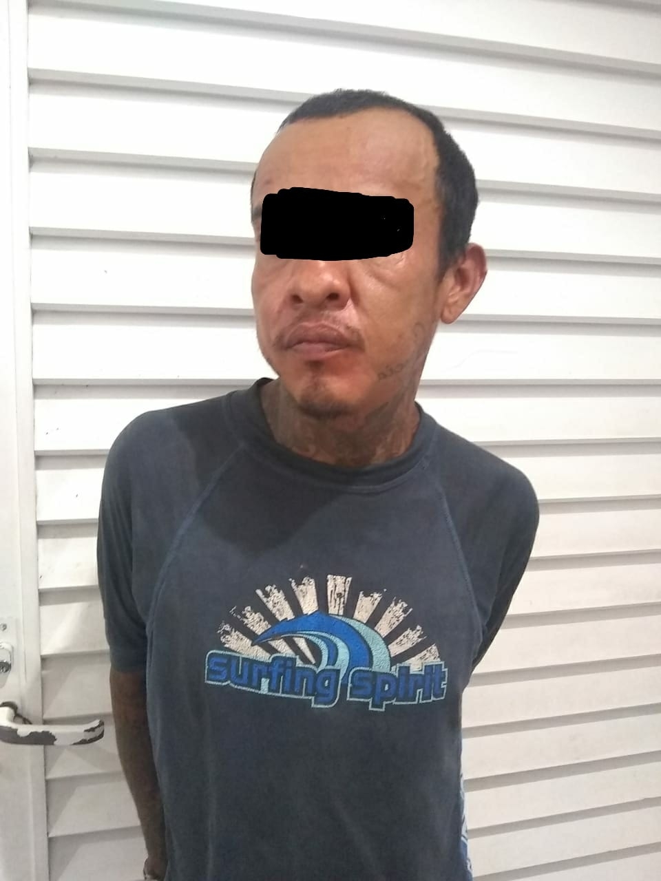 Detienen a un hombre en Cozumel, intentó robar una tienda