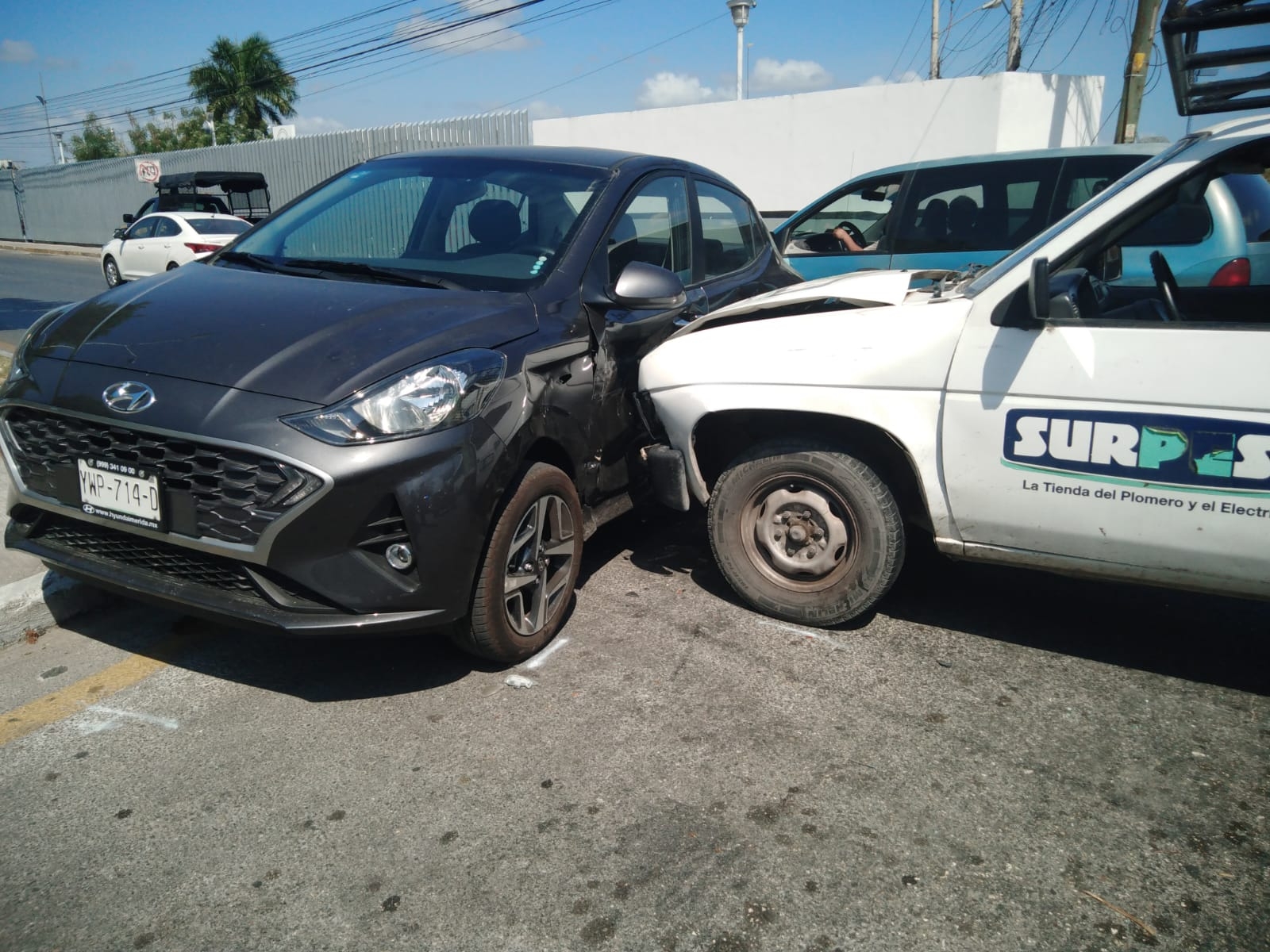 Choque en avenida Aviación deja un lesionado; conductora no respetó el alto