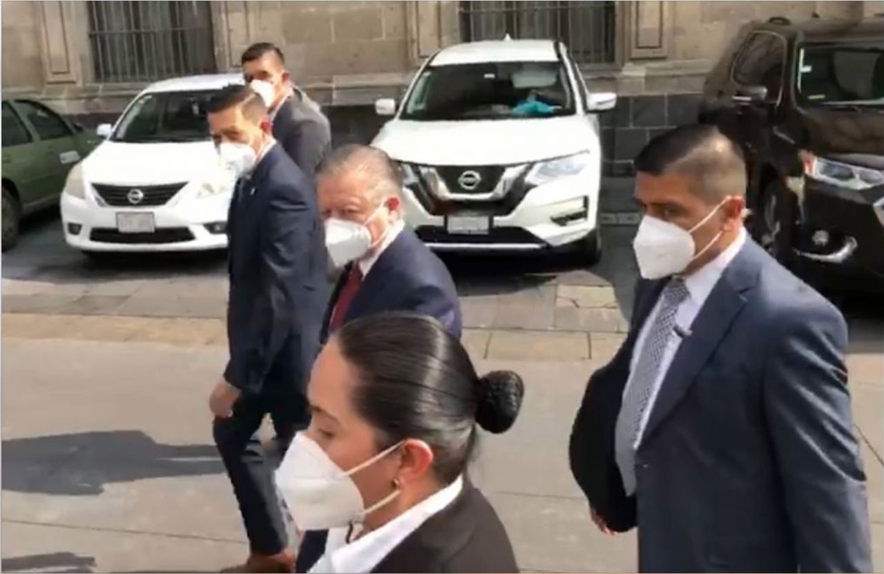 AMLO revela detalles sobre su reunión con Arturo Zaldívar