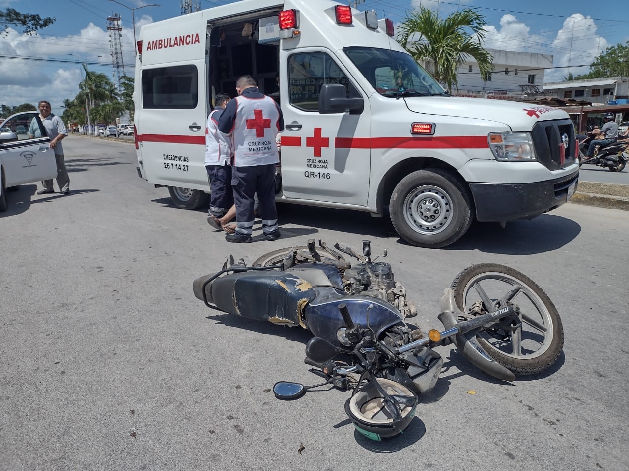 El conductor de la moto resultó con escoriaciones en diferentes partes del cuerpo