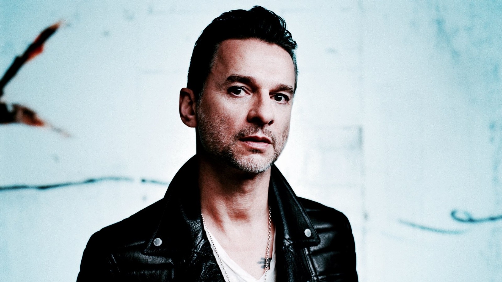 Depeche Mode celebra con mini pastel el cumpleaños de Dave Gahan