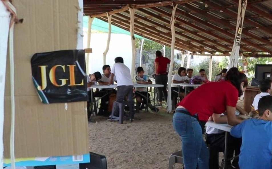 Cierran primaria fundada por los hijos del Chapo Guzmán en Culiacán, Sinaloa