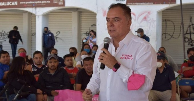 Retiran candidatura a Eduardo Rivera Santamaría, aspirante a la Alcaldía de Puebla