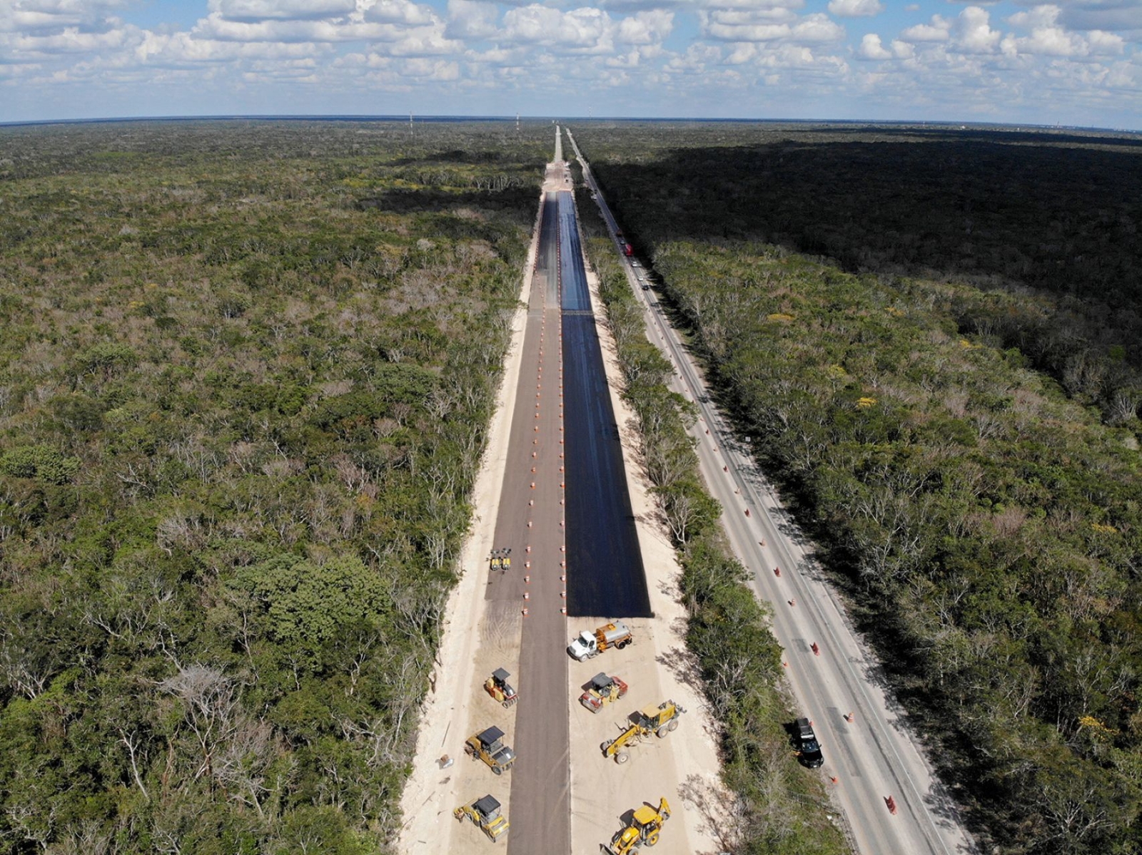 Son dos proyectos por donde pasará la línea del Tren Maya en las rutas 6 y 7