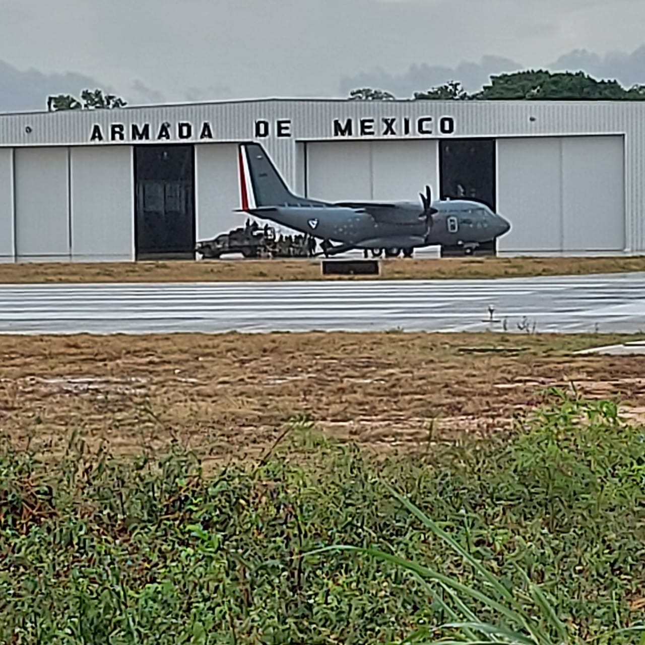 Un avión de la Fuerza Aérea Mexicana arribó con un nuevo lote de vacunas anticovid este sábado