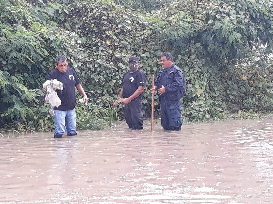 La Coordinación Estatal de Protección Civil pronosticó esta mañana que las precipitaciones pluviales continuarán por el resto del día