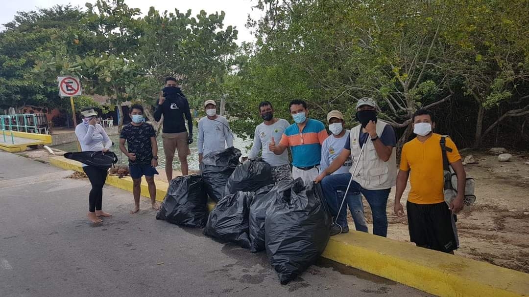 Recolectan 200 kilos de basura en la Reserva Estatal 'Santuario del Manatí' en Chetumal