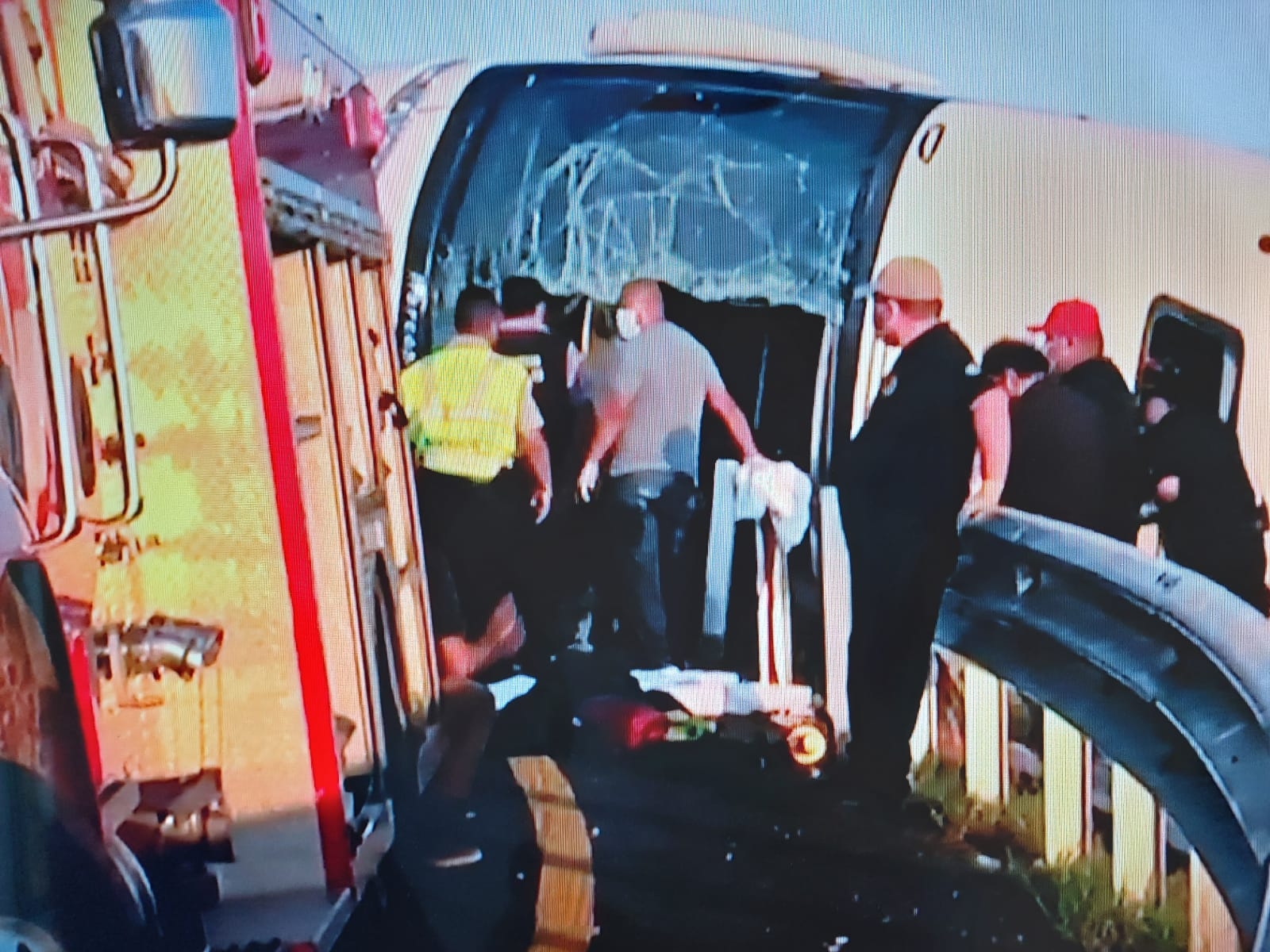 Volcadura de autobús en Reynosa, Tamaulipas, deja ocho muertos