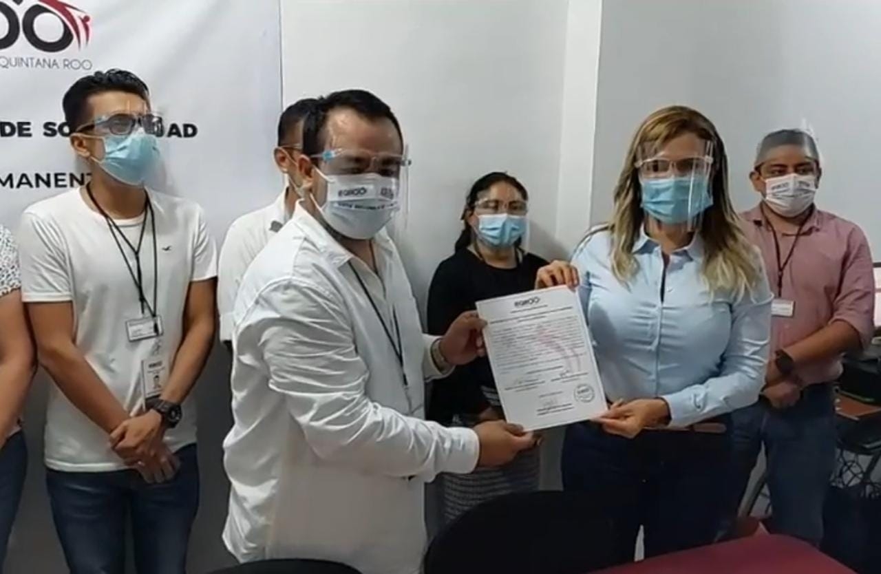 Entregan constancia de mayoría a Lili Campos para la Alcaldía de Playa del Carmen