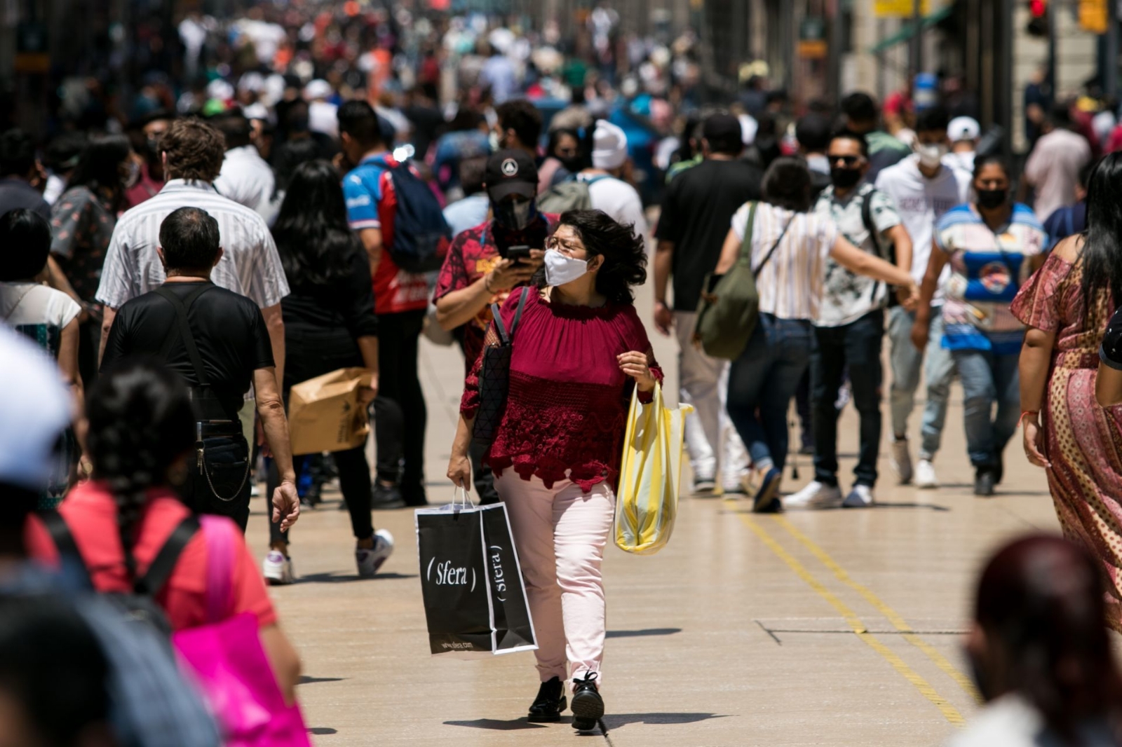 Sheinbaum anuncia semáforo verde para la CDMX; Gobierno Federal lo pone en amarillo