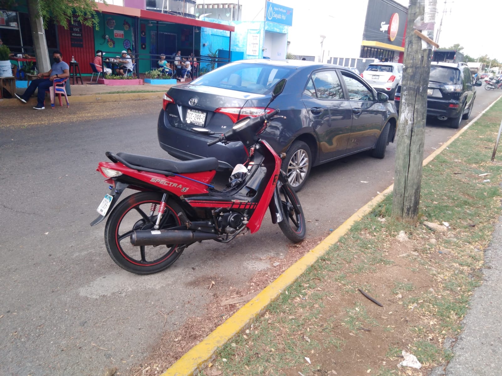 El motociclista se negó a ser trasladado a un hospital