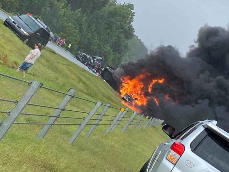 Un accidente múltiple ocasionó la muerte de nueve niños y un adulto mayor en una autopista de Alabama 